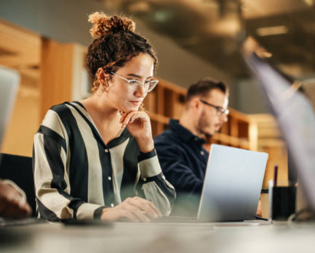 ⏳ Retard de la préfecture : Que faire si votre titre de séjour expire bientôt ?